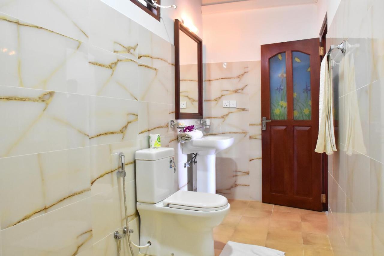Villa De White Sambur Hikkaduwa Exterior foto