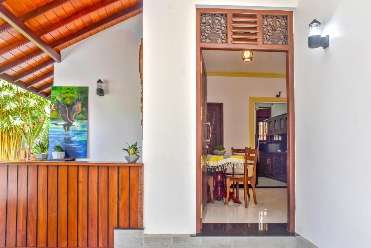 Villa De White Sambur Hikkaduwa Exterior foto