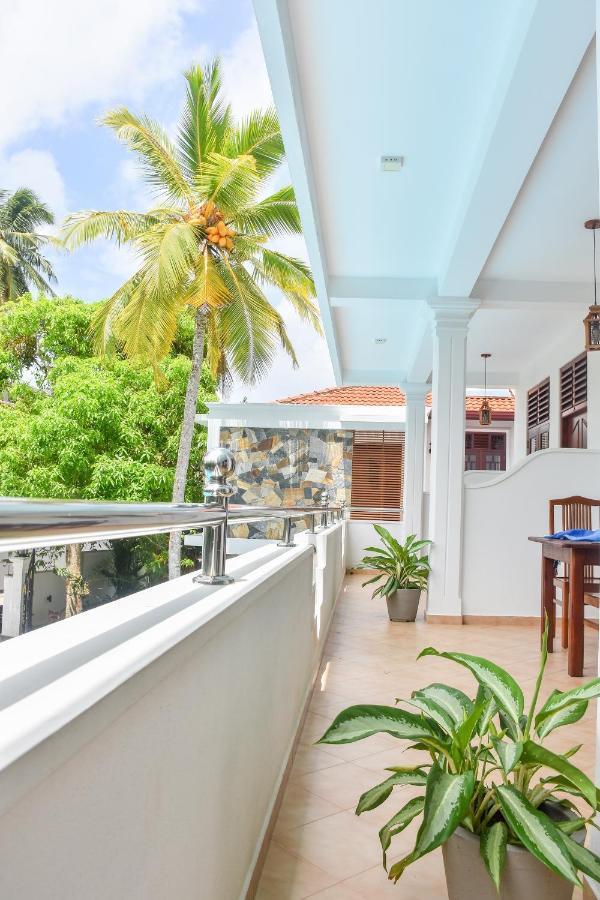 Villa De White Sambur Hikkaduwa Exterior foto