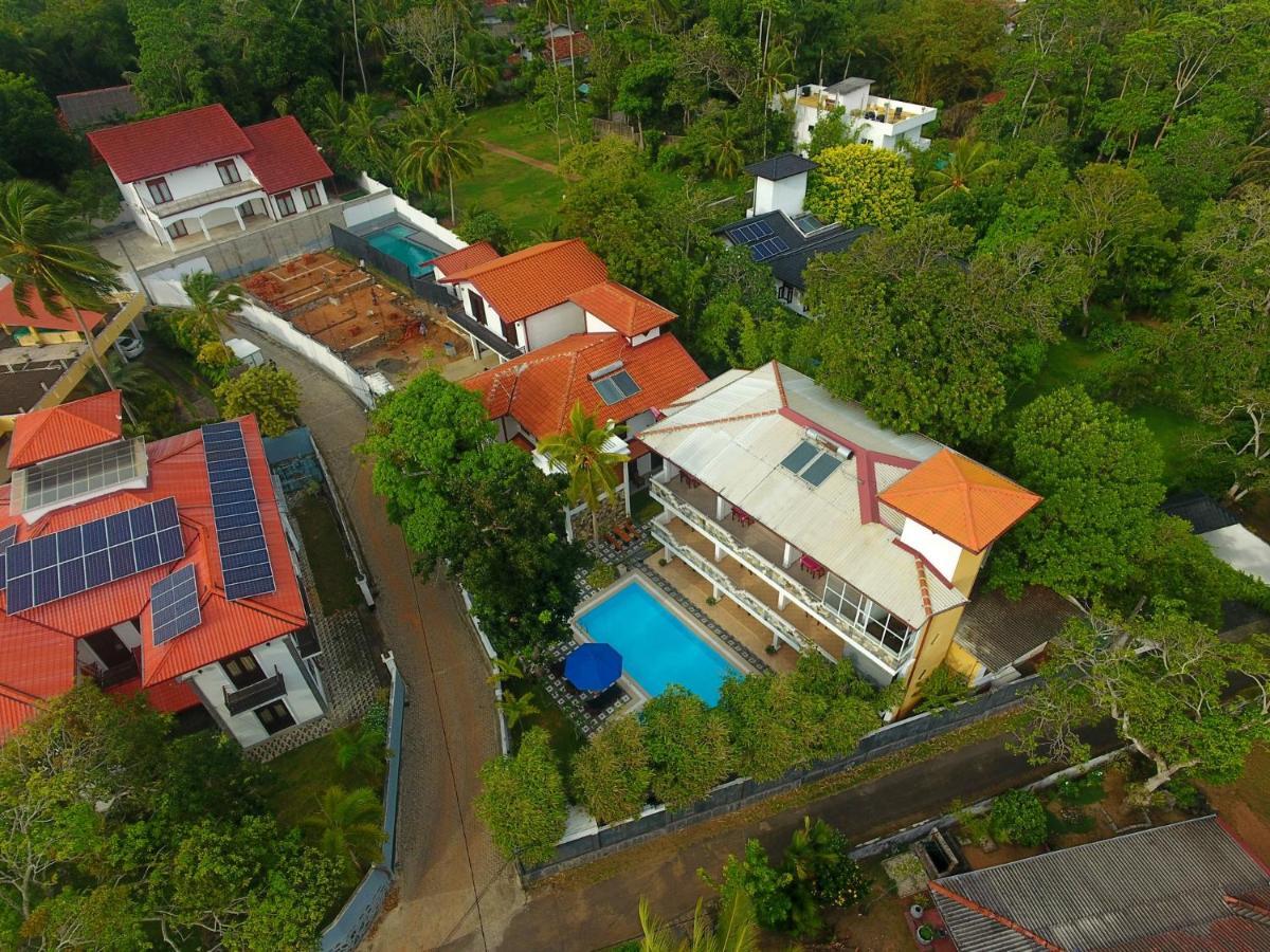 Villa De White Sambur Hikkaduwa Exterior foto
